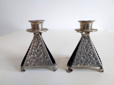 ** 2 suporti lumanare K.N.L TINN H. ARB NORGE PEWTER, 8 cm inaltime, ingravat foto