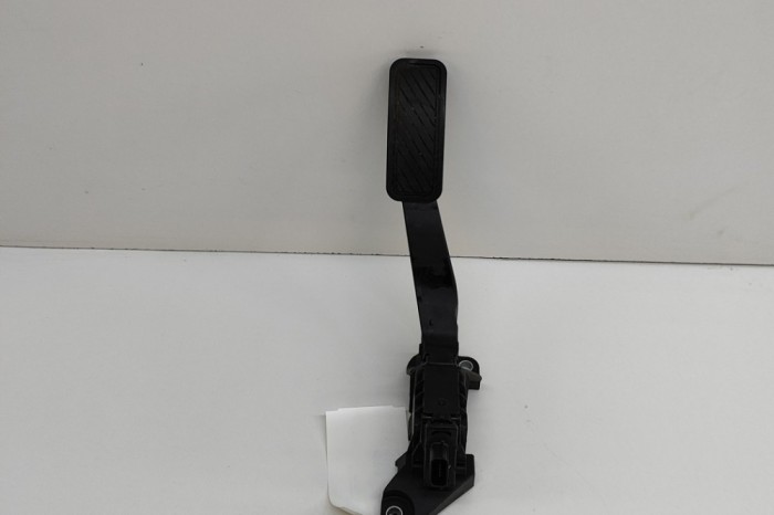 Pedala de accelerație FORD ECOSPORT 2019 OEM: H1BC-9F836-A1D,6PV012550 21861462