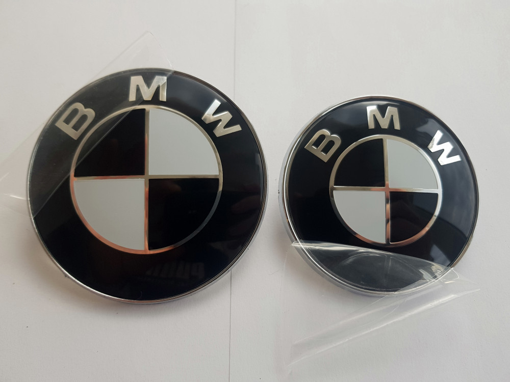 Emblema alb/negra BMW E46 E39 E60 E90 + alte modele 82/76 mm | Okazii.ro