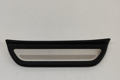 Ornament prag st&amp;acirc;nga spate KIA XCEED CD 2020 OEM: 85878-J7700,85877-J7700WK | 28098759 foto