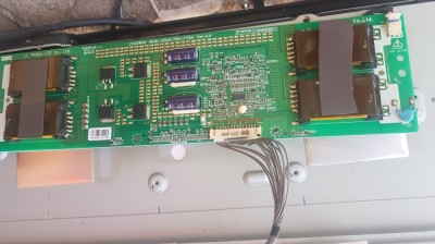 LC420WXN 6632L-0502A PNEL-T716A Rev-0.8 foto