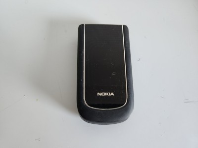 Telefon Nokia 3710a RM-509 folosit foto