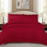 Cumpara ieftin Lenjerie Damasc Stripe Bordo 4 Piese (Finet)