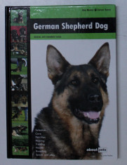 GERMAN SHEPHERD DOG , MANUAL AND REFERENCE GUIDE , 2012 foto