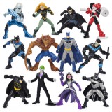BATMAN FIGURINE IN CAPSULA
