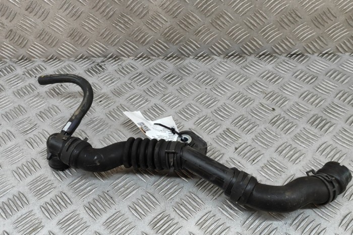 Furtun de lichid de răcire MAZDA MX-5 IV ND 2020 OEM: PEES13223,PE3113185,P51N13224 30451042
