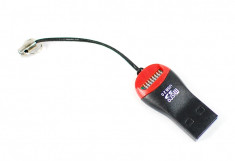Card reader microSD 32 in 1, USB 2.0, snur pentru agatare breloc chei foto