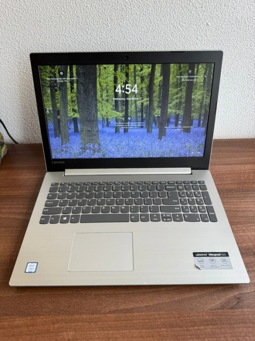 Laptop Lenovo IdeaPad 330-15IKB | Intel Core i3-7020U | 15.6&quot; | 8GB RAM | 120GB SSD