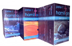 Trilogia ZORII NOP?II - Peter F. Hamilton (9 volume) foto