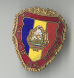 MILITAR DE FRUNTE insigna varianta CULOARE STEMA - Rara
