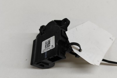 Motoras clapetă aeroterma TESLA MODEL Y 2022 OEM: 1500640-00-A 23132421 foto