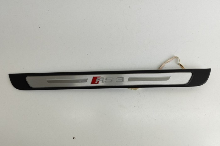 Ornament prag dreapta față AUDI A3 Limousine 8YS 2022 OEM: 8Y0947417B 24600809