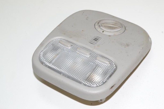 Iluminare interioară PEUGEOT 407 SW 6E_ 2007 OEM: 9648338477 | 2539941