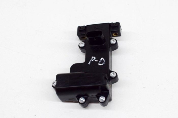 Modul de control ușă dreapta față TESLA MODEL X 2020 OEM: 1045354-00-B 13847040
