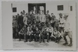 MILITARI ROMANI , FOTOGRAFIE DE GRUP , TIP CARTE POSTALA , DATATA 1943