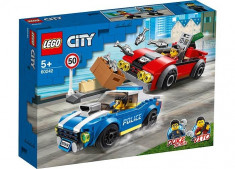 LEGO City - Arest pe autostrada 60242 foto