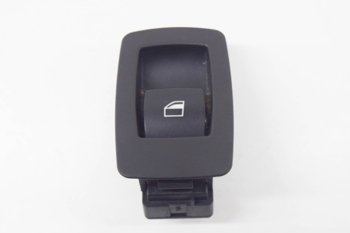 Buton geam ușă dreapta față BMW X5 E70 2012 OEM: 15939900,6945874 11642000