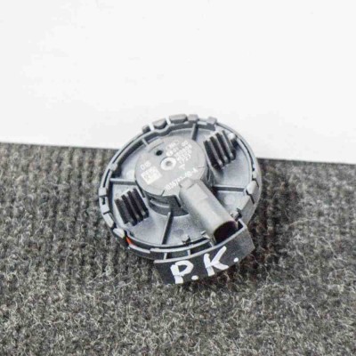 Senzor de impact st&amp;acirc;nga față TESLA MODEL 3 2018 OEM: 1036762-00-A | 11208208 foto