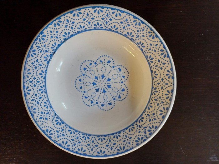 NI219 Farfurie decorativă de perete Opaque Wilhelmsburg, cca sf&acirc;rșit de secol al XIX-lea