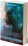 Oameni goi pe strazi | Victor Martin