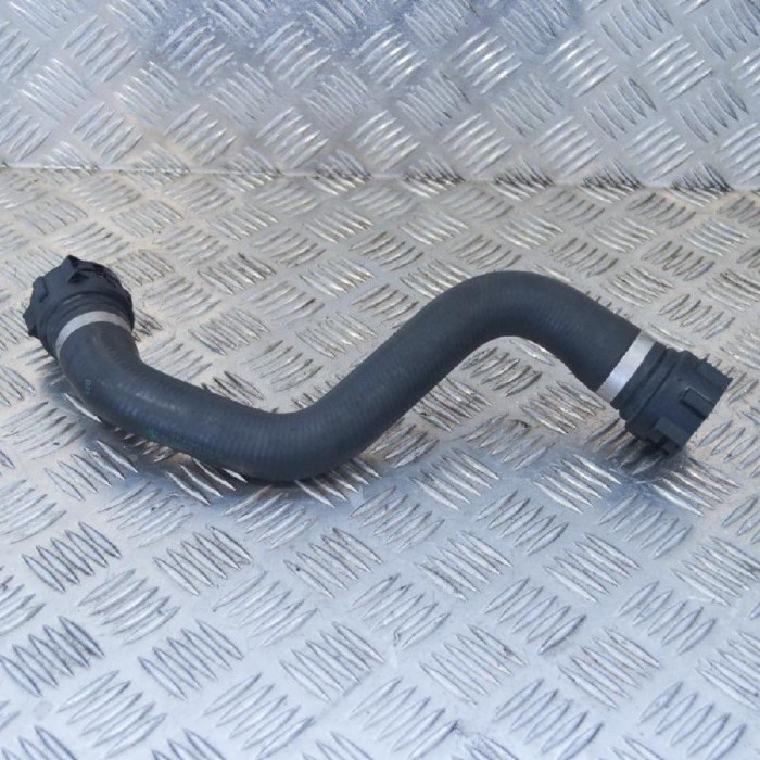 Furtun radiator răcire dreapta BMW 4 Coupe F32, F82 2014 OEM: 7811129 10010632
