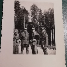 M5 C32 - FOTO - FOTOGRAFIE FOARTE VECHE - militari la Sinaia - anul 1943