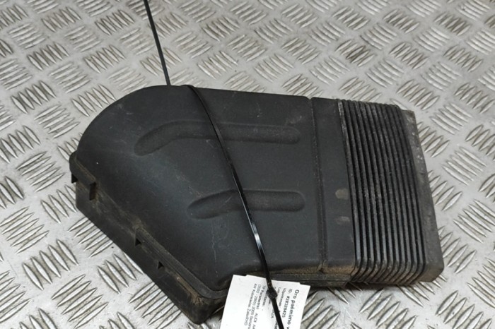Tub de admisie aer AUDI A4 Cabrio 8H7, B6, 8HE, B7 2009 OEM: 8E0129617D 28328425