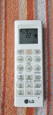 TELECOMANDA AER CONDITIONAT LG AKB76038403 , ORIGINALA IN STARE FOARTE BUNA .FUNCTIONEAZA .