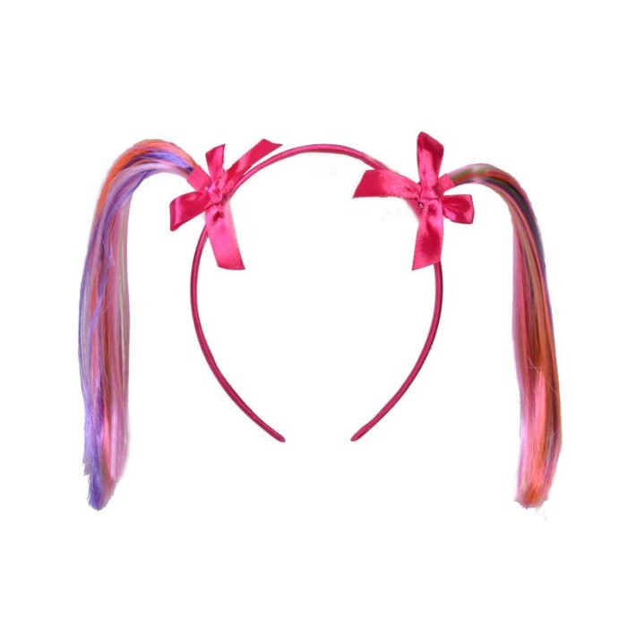 Bentita cu cozi multicolore, ATU-087359