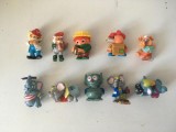 * Lot 10 figurine Fererro, plastic, cca 2-4cm