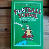 Football School (2016) - Echipament Fotbal, 20.5/13.5 cm, 208 Pagini