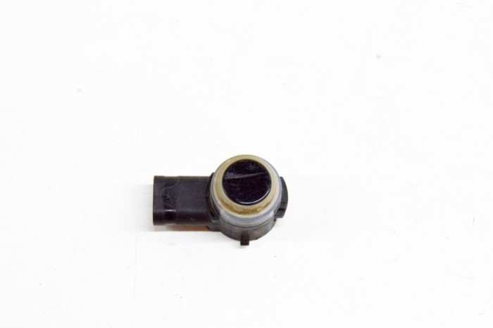 Senzor de parcare față MERCEDES-BENZ C W205 2017 OEM: A0009055504 15525782