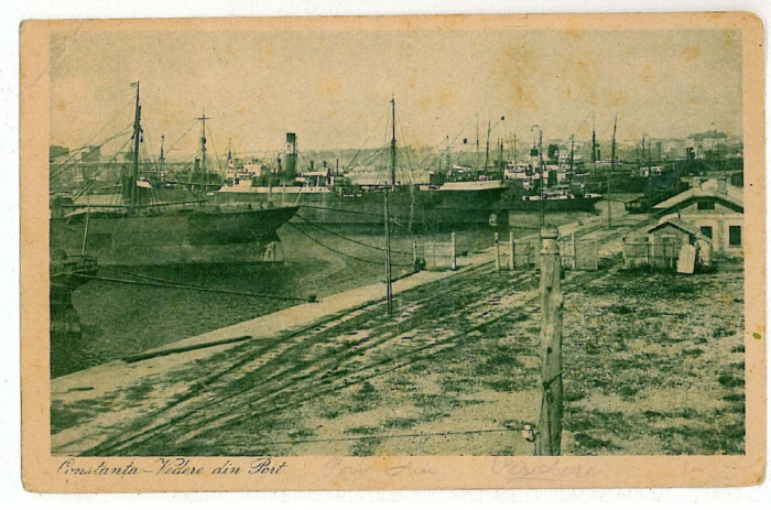 1313 - CONSTANTA, harbor, ships - old postcard - used - 1928
