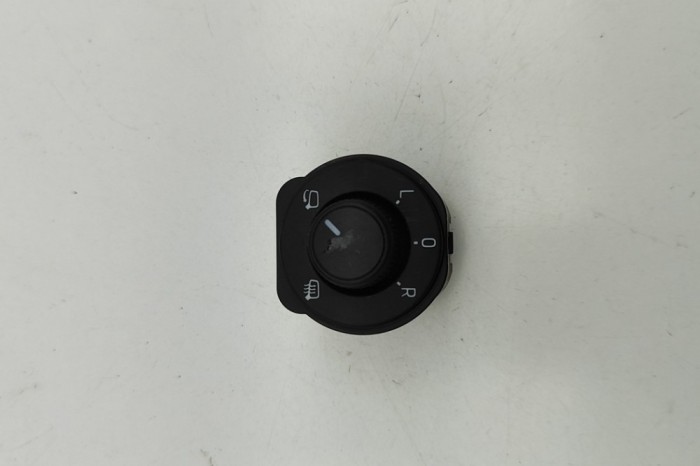 Comutator de reglare oglinda SKODA SKODA ENYAQ iV SUV 5AC, 5AZ 2024 OEM: 3V0959565,3V0959565C 30967237