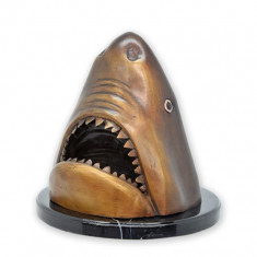 Cap de rechin-statueta din bronz cu un soclu din marmura TBA-7