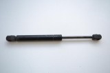 Amortizor capota dreapta față AUDI TT 8N3 2001 OEM: 8N0823359 2387649