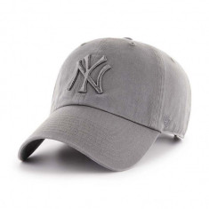 47brand șapcă de baseball din bumbac MLB New York Yankees culoarea gri, cu imprimeu B-RGW17GWSNL-DY