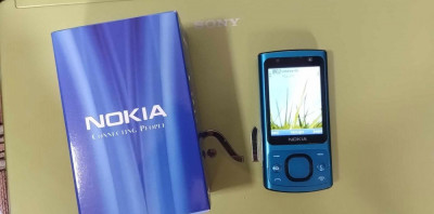 Vand Nokia 6700s in stare impecabila foto