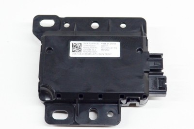 Unitate de control USB/AUX TESLA MODEL 3 2019 OEM: 1093295-00-A 13776438 foto
