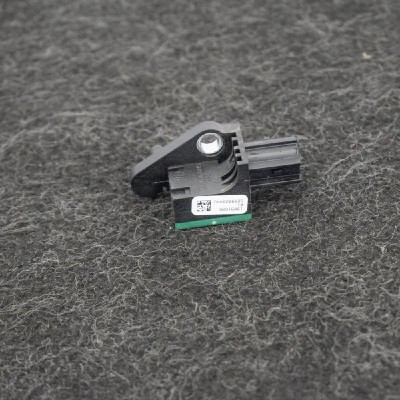 Senzor de impact dreapta spate VW PASSAT B6 3C2 2010 OEM: 5N0959351B 2732911 foto