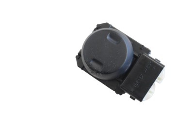 Buton de control scaun dreapta LEXUS NX _Z1_ 2018 OEM: 18B177 21580327 foto