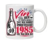 Cana Ceramica Alba Personalizata Un Vin Bun 1985, INOVATIX&reg;, 330ml, Rosu, Femei, Iubire, Sublimare, Cadou Special