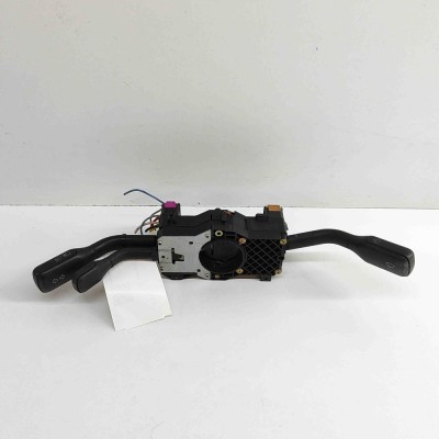Maneta semnalizare ștergătoare AUDI A4 8D2, B5 1995 OEM: 4D0953513,4D0953513A,4D0953513B,8D0953513,4D0953513C foto