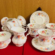 SET DE 14 PIESE DIN PORTELAN ENGLEZESC ROYAL ALBERT- BONE CHINA- "JUBILEE ROSE"