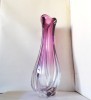 Val St. Lambert: Vaza 38 cm cristal masiv fuchsia, semnata, design Ren&eacute; Delvenne