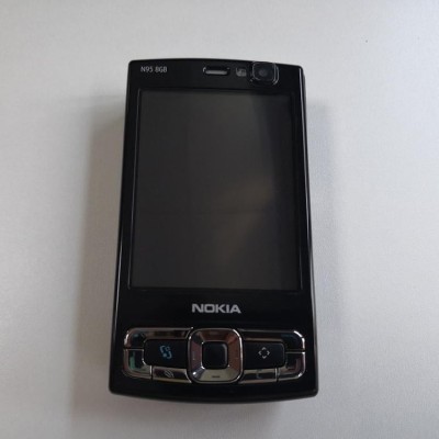Telefon Nokia N95 8GB negru reconditionat foto
