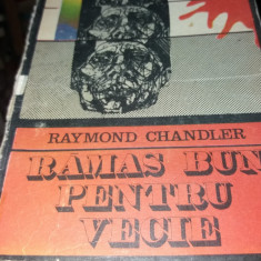 RAMAS BUN PENTRU VECIE-RAYMOND CHANDLER T 12/ 13