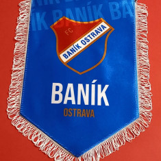 Fanion (protocol-oficial) fotbal - FC BANIK OSTRAVA (Cehia) 38x24 cm