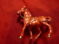 Figurina veche metal emailat - Calut rosu ,h=7cm foto