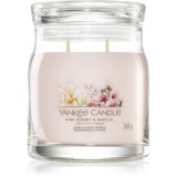 Yankee Candle Pink Cherry &amp; Vanilla lum&acirc;nare parfumată Signature 368 g